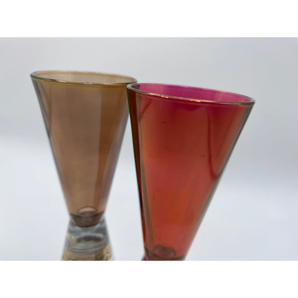 Pair of Beautiful, Modern, Gold Filigree Champagne Flutes, Heavy Bottom, 6 3/4” - Picture 6 of 9